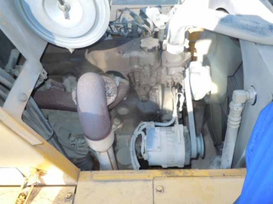 SAKAI SW650  ปี2003  (7ตัน) หากรอของได้ 30-45 วันติดต่อมาได้เลยครับ