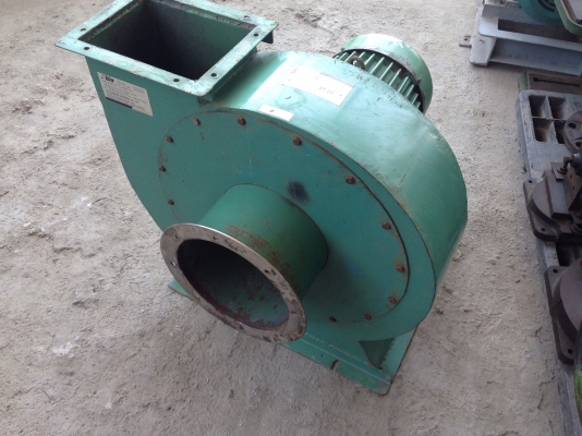 ขายโบวเวอร์ดูดอากาศ มอเตอร์ 10HP.380V 2800rpm. งานไต้หวัน สภาพสวยวิ่งนิ่ม ลมแรง พร้อมใช้งาน