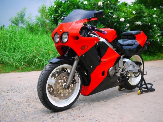 ขาย cbr400 พร้อมทะเบียนแท้ รถเดิมแฟริ่งเดิมนักสะสมไม่ควรพลาด เครื่องดีมาก พร้อมล้างคาร์บูเช็ควาวเช็คระบบไฟเรียบร้อย ขาย cbr400 พร้อมทะเบียนแท้ รถเดิมแฟริ่งเดิมนักสะสมไม่ควรพลาด เครื่องดีมาก พร้อมล้างคาร์บูเช็ควาวเช็คระบบไฟเรียบร้อย