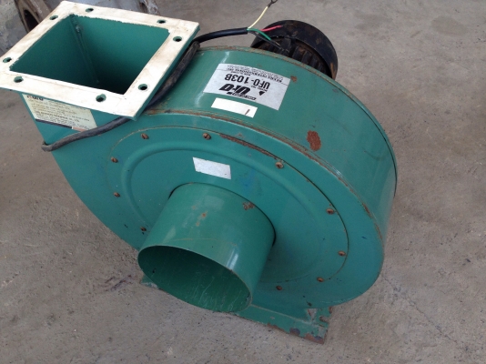 ขายโบวเวอร์ดูดอากาศ มอเตอร์ 5HP.380V 2800rpm. งานไต้หวัน สภาพสวยวิ่งนิ่ม ลมแรง พร้อมใช้งาน