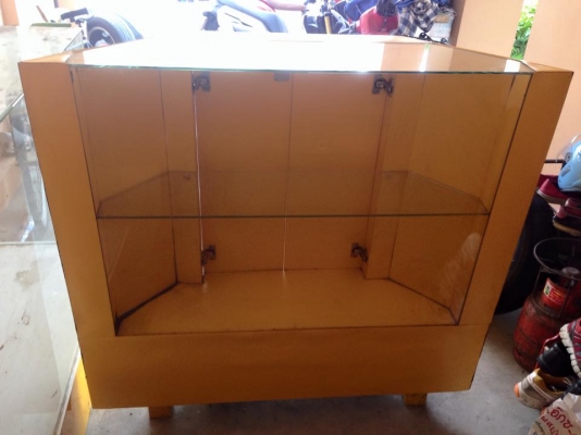 ขาย ตู้โชว์มือสอง ขาย ตู้โชว์มือสอง