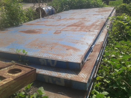 ขายด่วนแพพื้นเรียบกว้าง2.43ม.ยาว 6.04 ม.ขอบข้างใช้เหล็กรางหน้า4