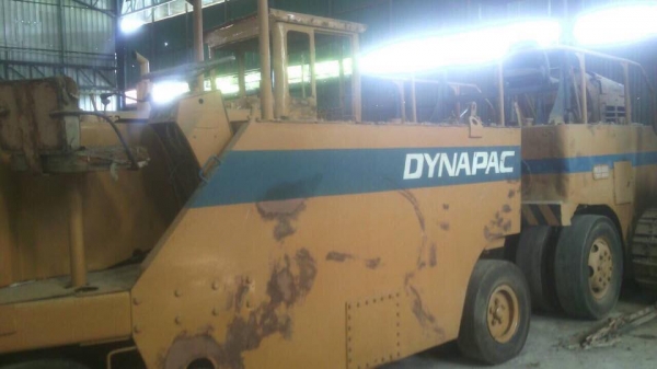 (มี2คัน ขายยกหรือแยก)..ยก2คันขายแค่ 350000.รถบดล้อยาง 9 ล้อDYNAPACและ 11 ล้อWATANABE ไดน่าแพคและวาตานาเบ้ รถจอดโรงงาน ใช้งานได้ เล่มทะเบียนพร้อม