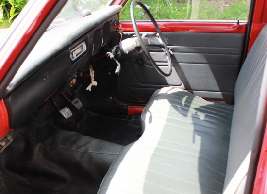 ขายมาสด้า1000 เครื่องเดิม เกียร์คอ รุ่นแรก ไม่เดิมไม่ต้องเอาไปครับ