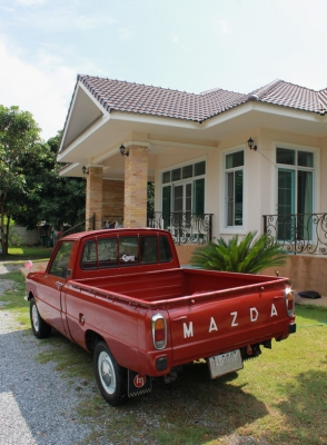 ขายมาสด้า1000 เครื่องเดิม เกียร์คอ รุ่นแรก ไม่เดิมไม่ต้องเอาไปครับ