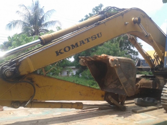 ขายแบ็คโครPC200-3KOMATSU เครื่องเดิม ปั้มพ์เดิม แรงดี บอร์ดี้สวย พร้อมใช้ ใช้งานอยู่หน้างาน 0857698049 0887115178