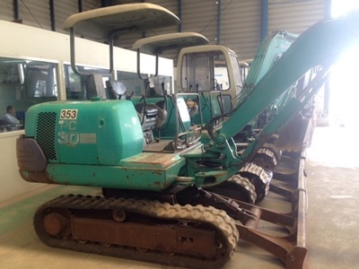 รถขุด Komatsu PC30-7 รถสวย จากญ๊่ปุ่น สนใจโทร. 080-6565422 (หนิง)