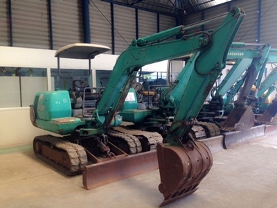 รถขุด Komatsu PC30-7 รถสวย จากญ๊่ปุ่น สนใจโทร. 080-6565422 (หนิง)