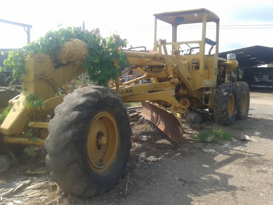 ขายด่วนเกรดเดอร์ โคมัสสุรุ่น12F เป็นคอนโทลน้ำมันแล้ว ขายด่วนเกรดเดอร์ โคมัสสุรุ่น12F เป็นคอนโทลน้ำมันแล้ว