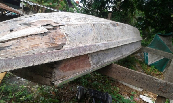 ขายเรือไม้สัก ขนาด 6 เมตร ตามสภาพ