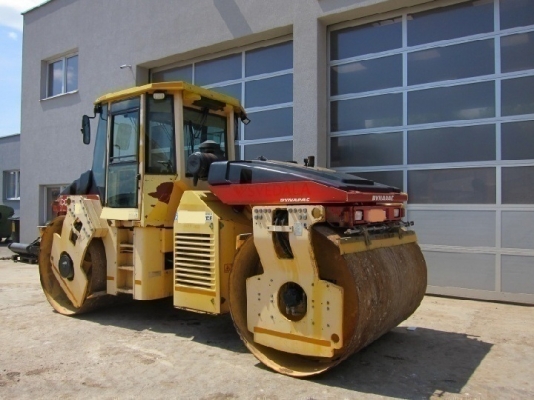 DYNAPAC CC522  ปี2000 (12ตัน) เครื่อง Cummins  หากรอของได้ 60-90 วันโทรมาคุยกันครับ