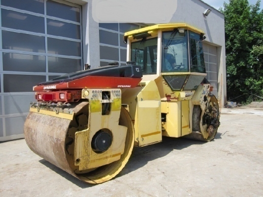 DYNAPAC CC522  ปี2000 (12ตัน) เครื่อง Cummins  หากรอของได้ 60-90 วันโทรมาคุยกันครับ