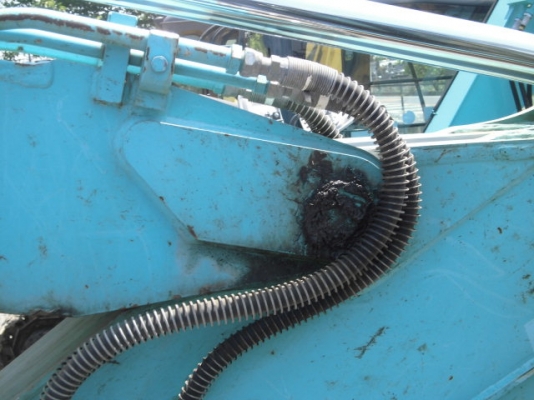 รถขุด Kobelco SK135SR-1ES สต็อกเรา 3 คัน จากญ๊่ปุ่น สนใจโทร. 080-6565422 (หนิง)