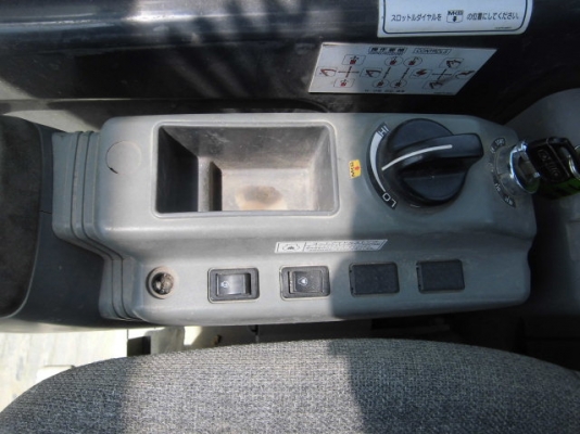 รถขุด Kobelco SK135SR-1ES สต็อกเรา 3 คัน จากญ๊่ปุ่น สนใจโทร. 080-6565422 (หนิง)