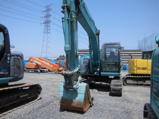รถขุด Kobelco SK135SR-1ES สต็อกเรา 3 คัน จากญ๊่ปุ่น สนใจโทร. 080-6565422 (หนิง)