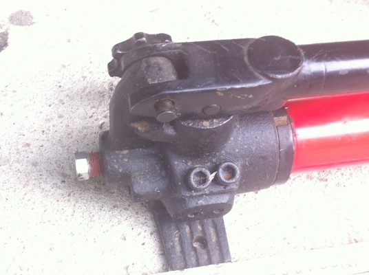 กระบอกโยกสำหรับอัดไฮดรอก YAMACO  ขนาด 20 ต้น ของญี่ปุ่นแบบทำงานนอกสภาพที่