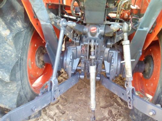 รถไถ คูโบต้า 36 แรง พร้อมอุปกรณ์ 3 อย่าง ใบดัน หาง 5 โรตารี่