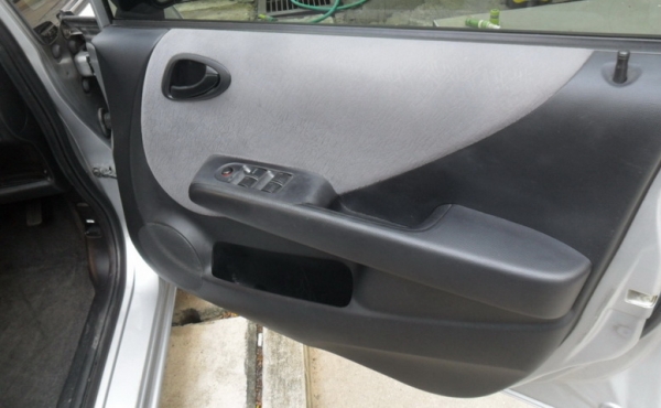 ขายด่วน HONDA แจ๊ซสวยๆ ปี47 ขายด่วน HONDA แจ๊ซสวยๆ ปี47