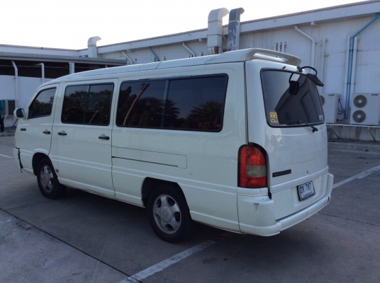 ขายรถตู้เบนส์ วีโต้ ปี01 เครื่องเดิมดีเซล 2.9 เกียร์ธรรมดา เพาเวอร์ กระจกไฟฟ้า เบาะหนัง เบาะหลัง3แถว แอร์หน้าแอร์ราวหลัง ไฟเพดาน ตัวถังเดิมสีเต็มมีริ้วรอยบ้างไม่มีผุ เครื่องดีแน่น ช่วงล่างนิ่ม รถขับดี ประกันประเภท3 ขายพร้อมทะเบียนสวยๆ ขายถูกครับ