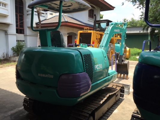 ขายด่วนรถขุดKOMATSU PC30-7E พร้อมใช้งาน