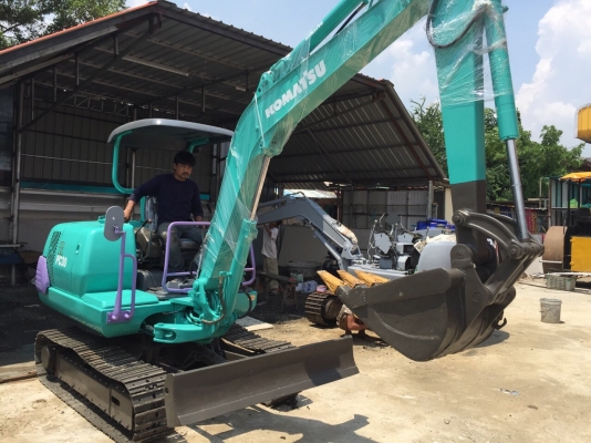 ขายด่วนรถขุดKOMATSU PC30-7E พร้อมใช้งาน