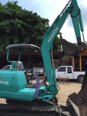 ขายด่วนรถขุดKOMATSU PC30-7E พร้อมใช้งาน