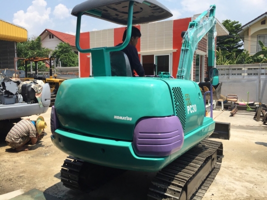 ขายด่วนรถขุดKOMATSU PC30-7E พร้อมใช้งาน
