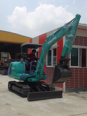 ขายด่วนรถขุดKOMATSU PC30-7E พร้อมใช้งาน