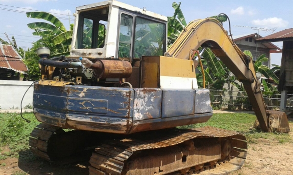 ขายด่วนKOMATSU PC60-5ราคาเบาๆโทร0843923995
