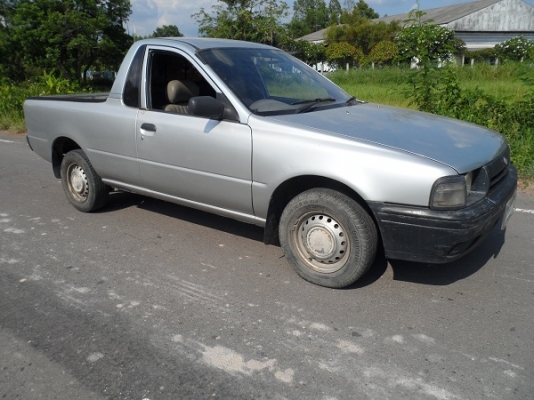 nissan van ปี94 เครื่อง 1600cc เบ็นซิล แก๊ส เกียร์ธรรมดา