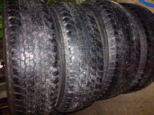 ขายล้อขอบ15 6รูพร้อมยางชุดละ6500