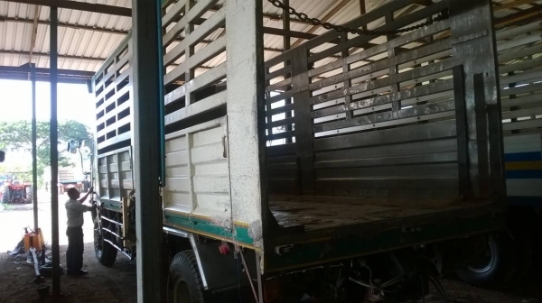 ขายรถพ่วง แม่-ลูกดั้มเกษตร HINO MEGA 320 ปี 48 คัสซีสวยตลอดเส้น เครื่องเดิม เกียร์เดิม ทะเบียนพร้อมโอน ราคาต่อรองได้ครับ