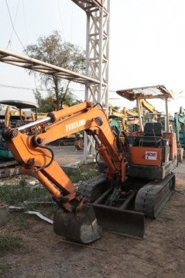 รถขุด FURUKAWA เทียบเท่า PC30-5  เก่านอกพร้อมใช้