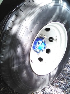 ขาย 6 ล้อ ปี 52 NMR 130 แรง กะบะสแตนเลส 4.40 ยาวเรเดียว 9.5 ขอบ 17 สวยๆ