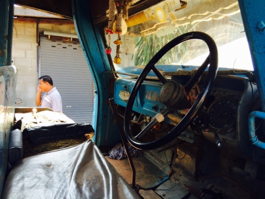 ขายด่วนISUZUหกล้อหน้ายาวหางปลาทะเบียนพร้อมท้ายลาดแล้วราคาเบาๆโทร0843923995