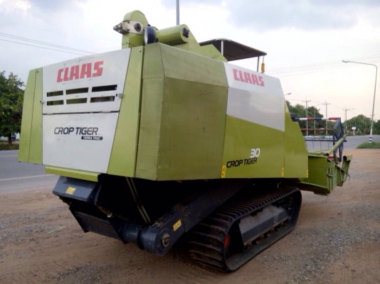 ขายขาดทุนเยอะ รถเกี่ยวรุ่นไหม่ซื้อมาได้2ปี ระบบดีคล่องตัวพร้อมใช้สุดๆระบบขับเครื่อนเหมือนรถใหญ่ครับ