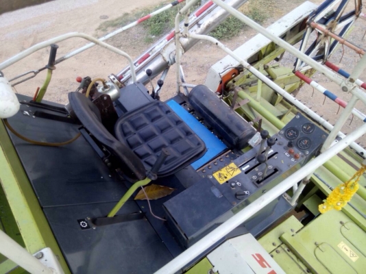 ขายขาดทุนเยอะ รถเกี่ยวรุ่นไหม่ซื้อมาได้2ปี ระบบดีคล่องตัวพร้อมใช้สุดๆระบบขับเครื่อนเหมือนรถใหญ่ครับ