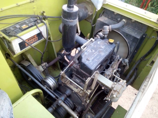 ขายขาดทุนเยอะ รถเกี่ยวรุ่นไหม่ซื้อมาได้2ปี ระบบดีคล่องตัวพร้อมใช้สุดๆระบบขับเครื่อนเหมือนรถใหญ่ครับ