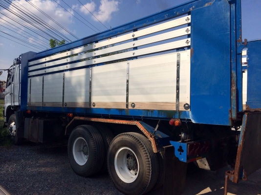 ขายด่วน  รถสิบล้อสองเพลาดั้มพ์  HINO  MEGA  320 ปี 48   พร้อมใช้งาน  เอกสารพร้อม