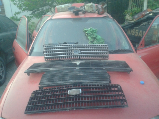 ขายกะจังหน้าคับ มี RT100 B11 รถตู้คับ