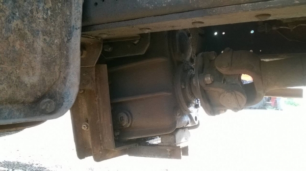 ขายหัวลาก ISUZU เครื่อง NISSAN 260 แรงม้า พร้อมหาง 3 คาน ยาว 12 เมตร ทะเบียนพร้อม ราคาต่อรองได้