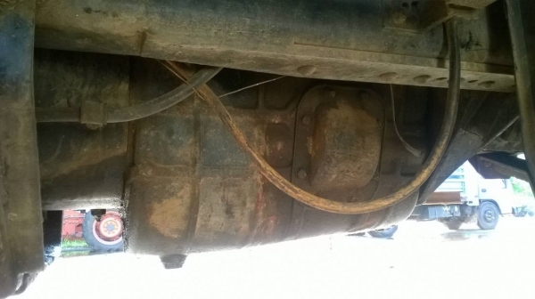 ขายหัวลาก ISUZU เครื่อง NISSAN 260 แรงม้า พร้อมหาง 3 คาน ยาว 12 เมตร ทะเบียนพร้อม ราคาต่อรองได้