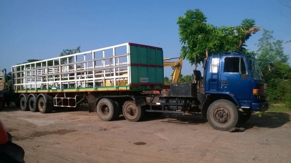 ขายหัวลาก ISUZU เครื่อง NISSAN 260 แรงม้า พร้อมหาง 3 คาน ยาว 12 เมตร ทะเบียนพร้อม ราคาต่อรองได้