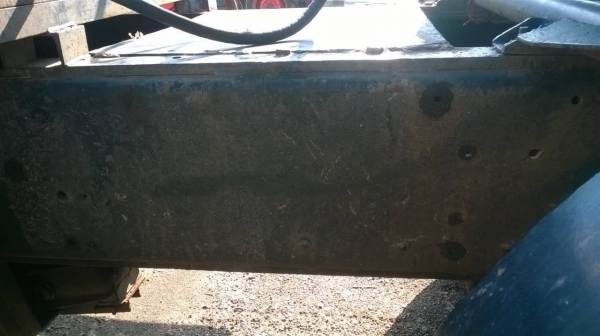 ขายหัวลาก ISUZU เครื่อง NISSAN 260 แรงม้า พร้อมหาง 3 คาน ยาว 12 เมตร ทะเบียนพร้อม ราคาต่อรองได้