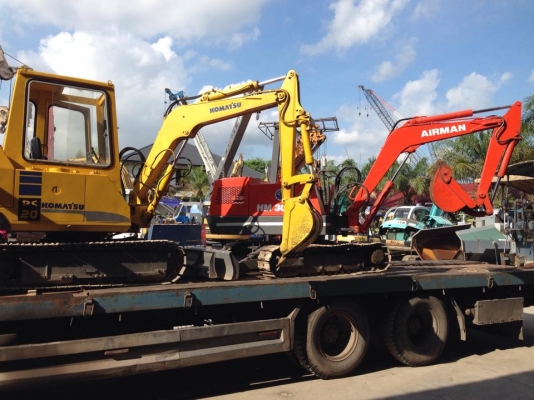 ขายรถขุดเล็ก komatsu pc20 นำเข้าญี่ปุ่น