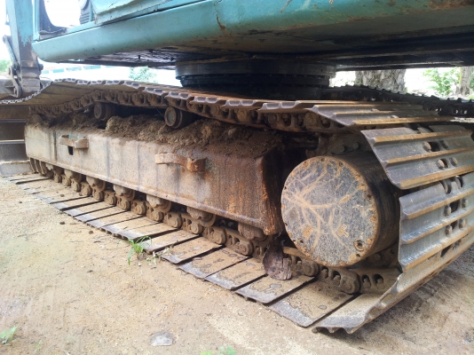 KOBELCO SK200MARK3ขายตามสภาพจะเอาไปซ่อมหรือตัดขายอะไหล่มีกำไรครับ