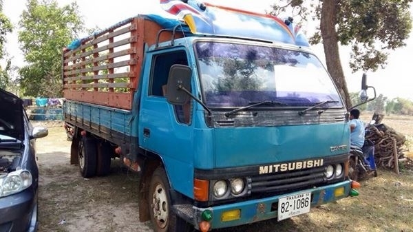 แคนเตอร์ 100 แรง หัวใหญ่ รถสวย ไม่ผุ