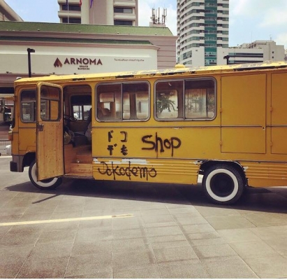 ขาย รถบัส เหมาะทำร้านค้าเคลื่อนที่ หรือ foodtruck ข้างในบุไม้หมด