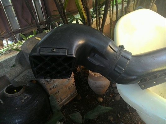 สน๊อคเกิ้ล triton กับบันไดหลัง