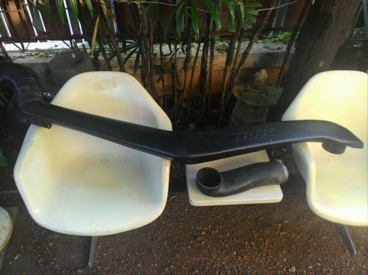 สน๊อคเกิ้ล triton กับบันไดหลัง